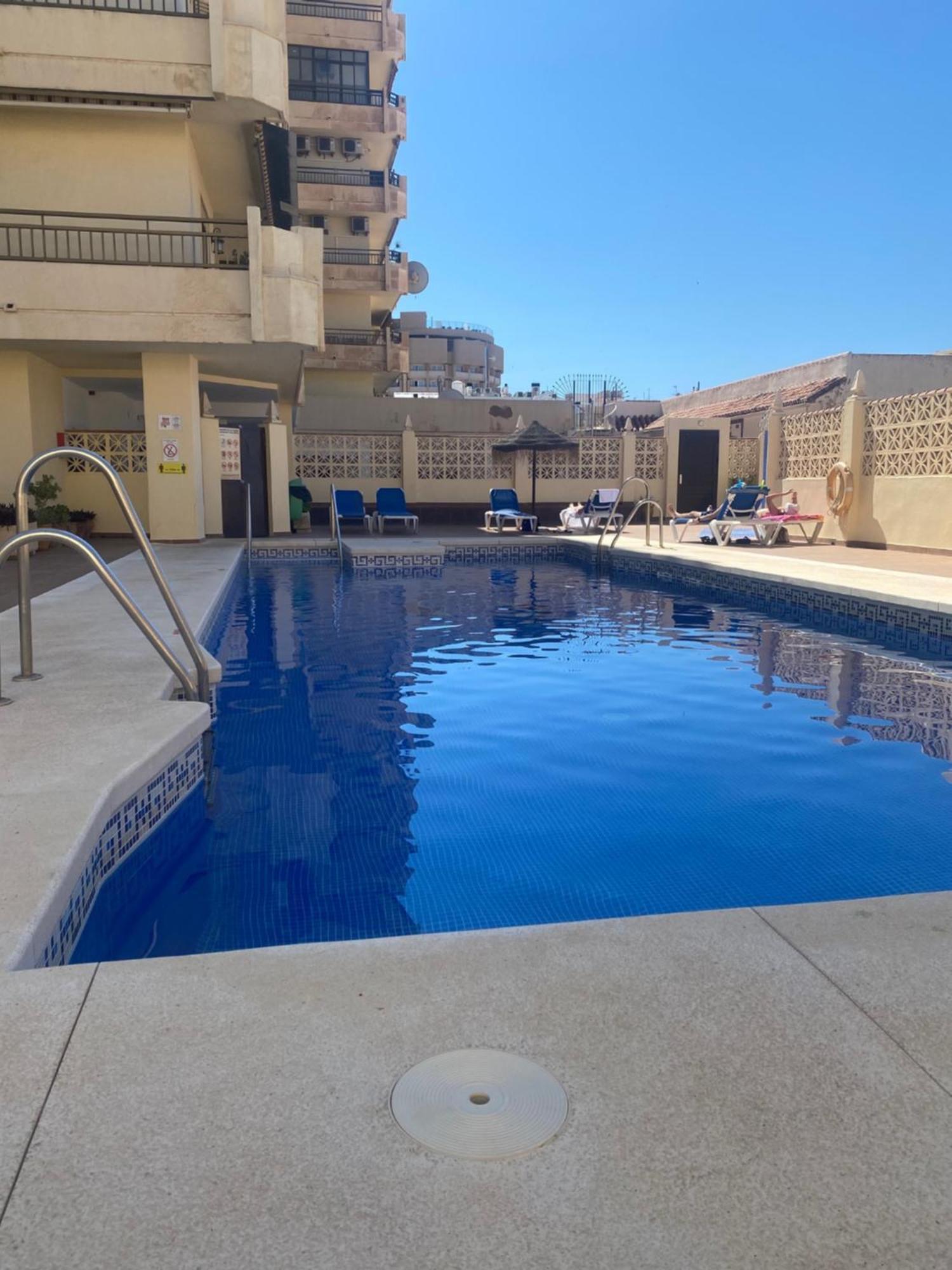 2 Bedroom 2 Bathroom Apartment In The Heart Of Fuengirola With Big Terrace And Free Parking Space Close To Beach Eksteriør billede